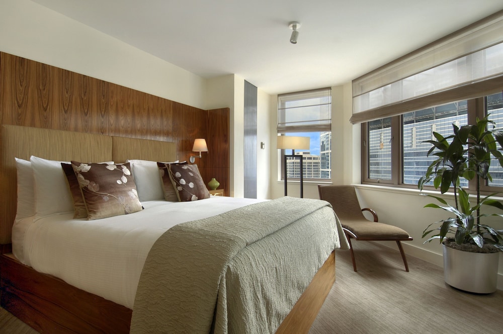 Millennium Suite, 2 Bedrooms, 1 King Bed Each, Lounge Access, Breakfast, Canapes, Private Concierge