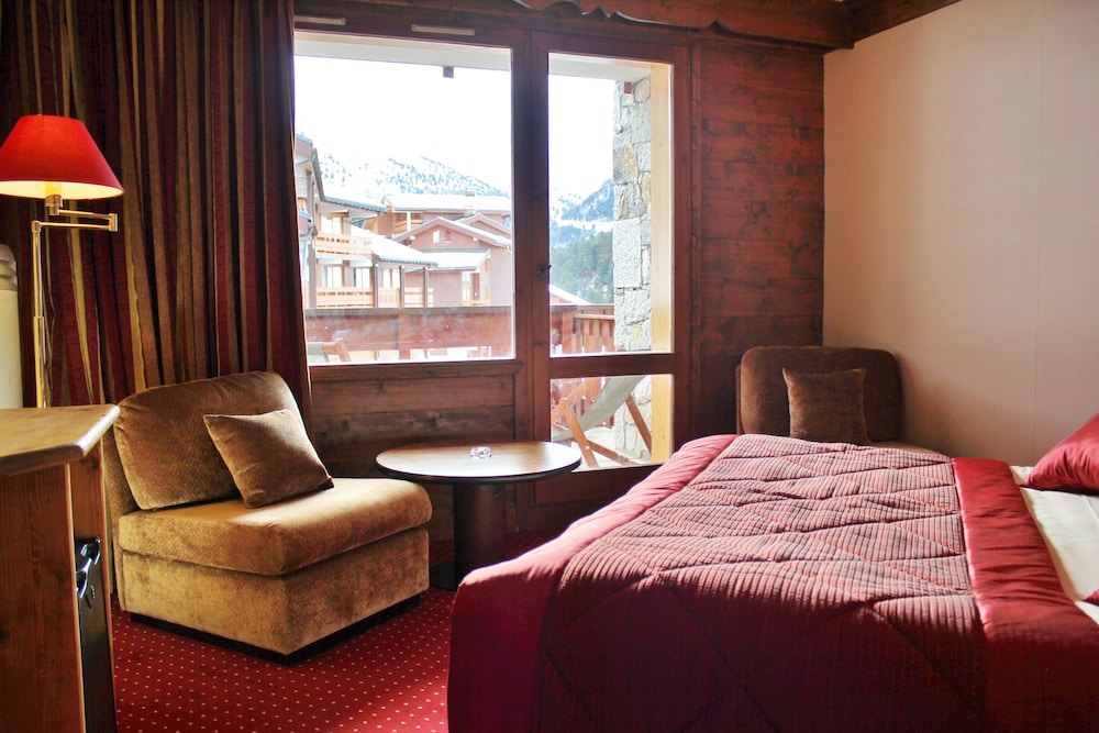 Classic Double or Twin Room, Mountainside