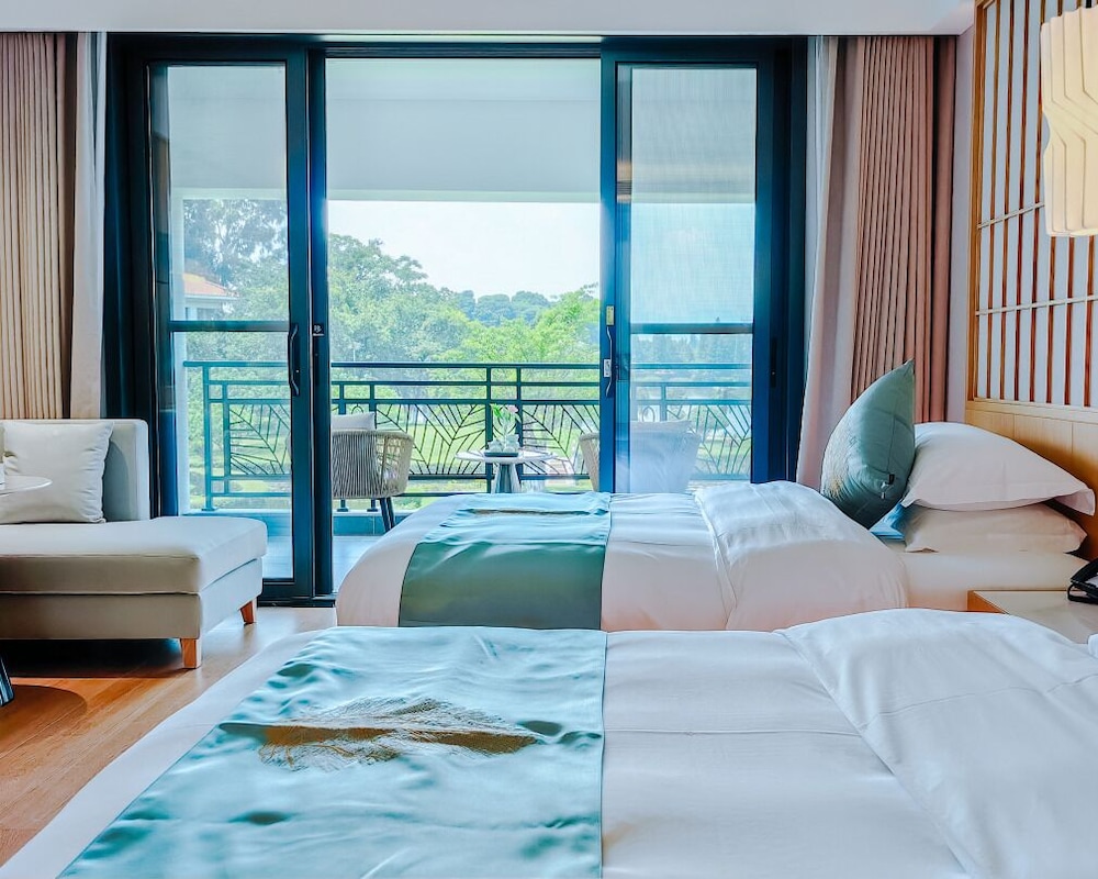Luxury Double Room, Patio, Lake View photo 2