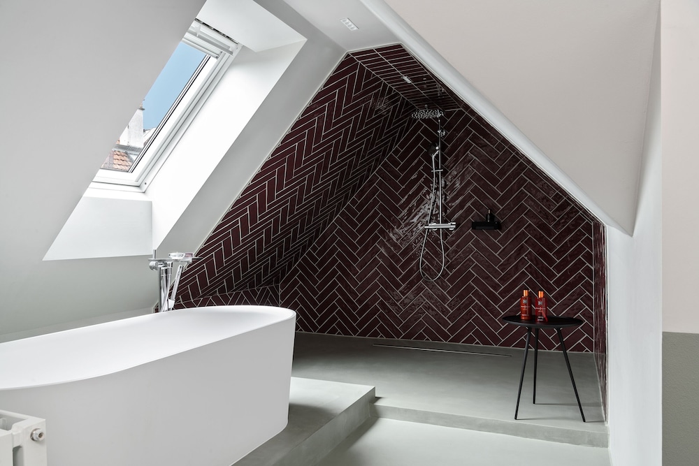 Room (Fashion Atelier) - Photo 13