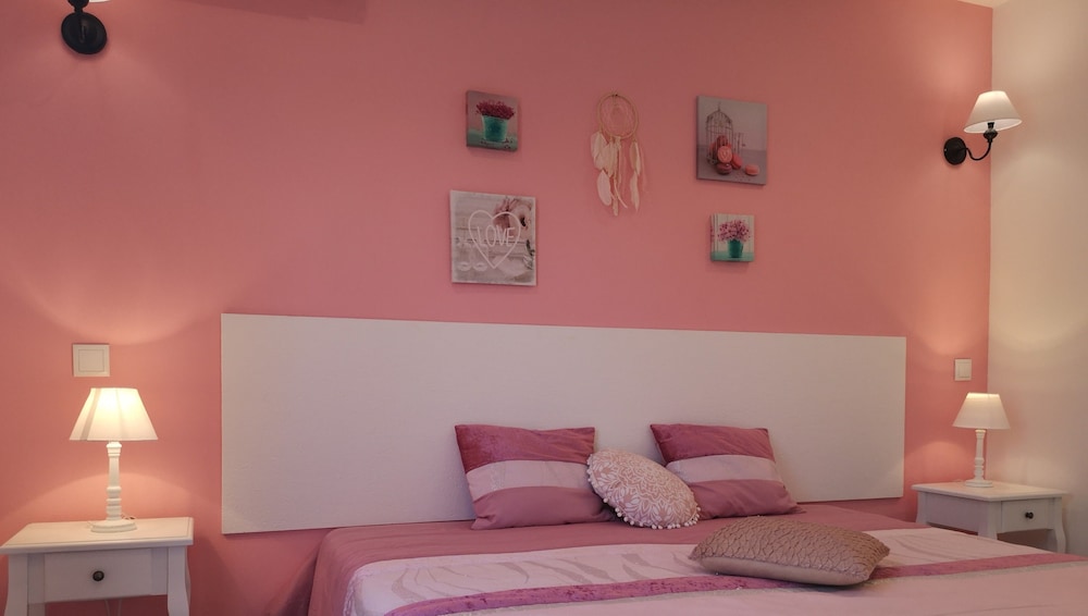 Double or Twin Room, Private Bathroom (True Love) photo 1