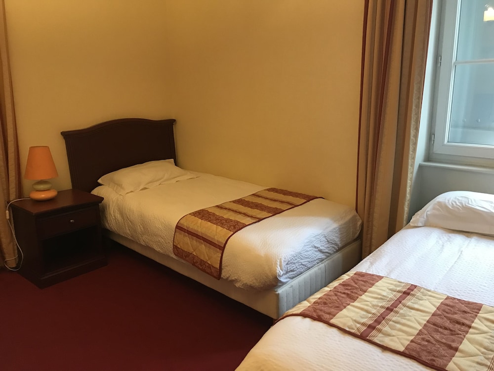 Standard Triple Room photo 3