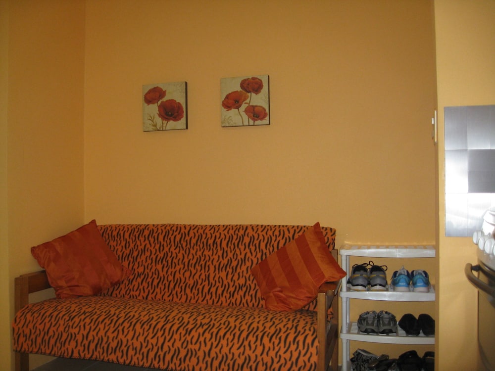 Green Forest Studio No 05 photo 2