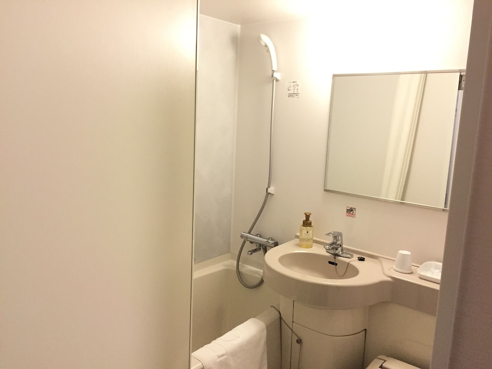 Standard Single Room A 2 PAX, Non Smoking photo 3