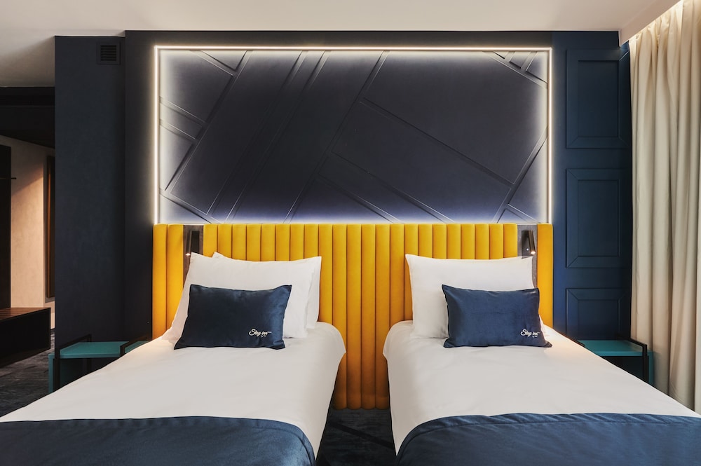 Superior Twin Room - Photo 1