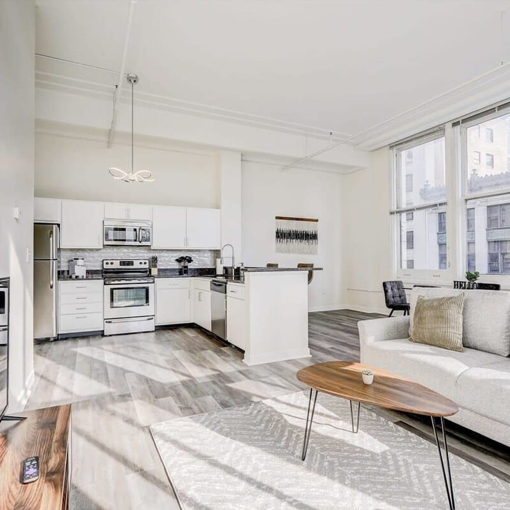 Cozysuites - 2BR With Direct Skybridge Access 5, Billede 15