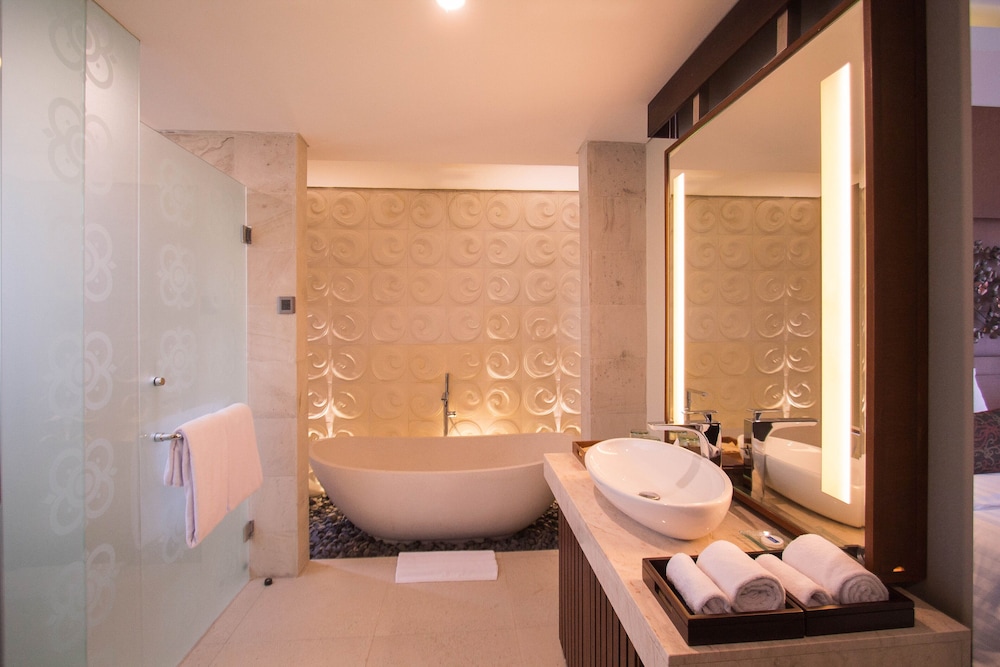 Grand Suite 1 Bedroom - Sundancer Long Stay Package - Photo 17