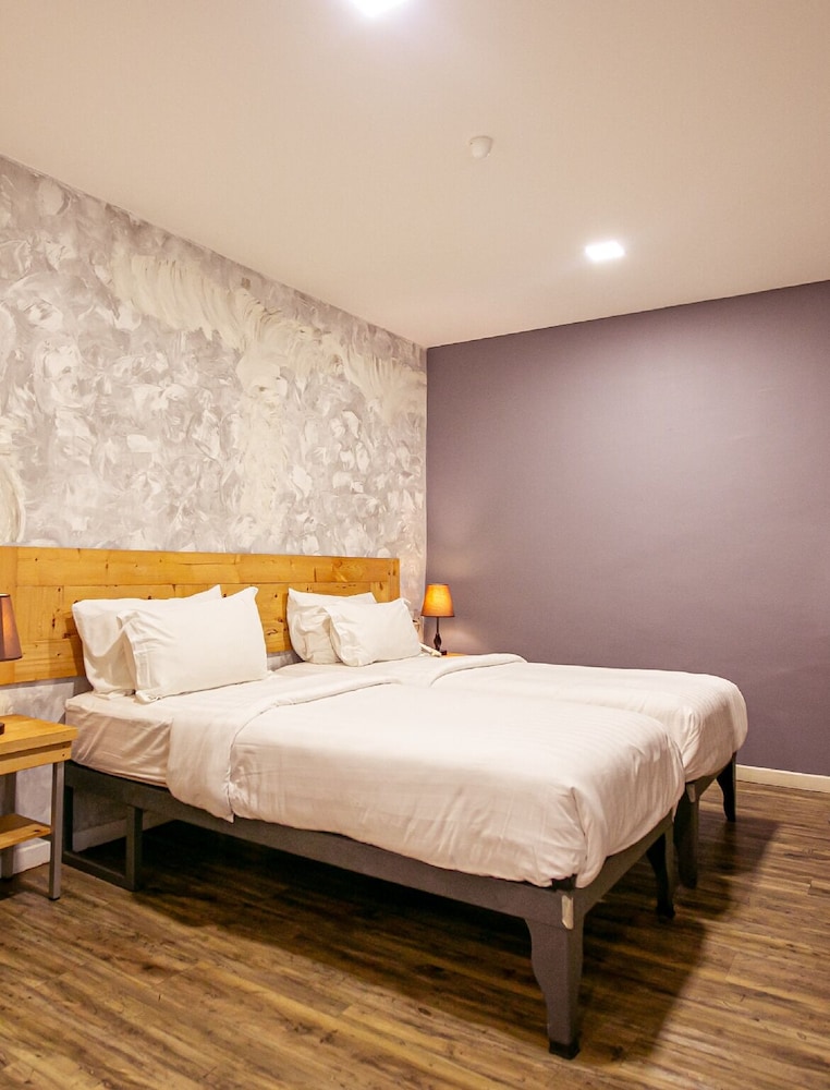 Deluxe Twin Room photo 2