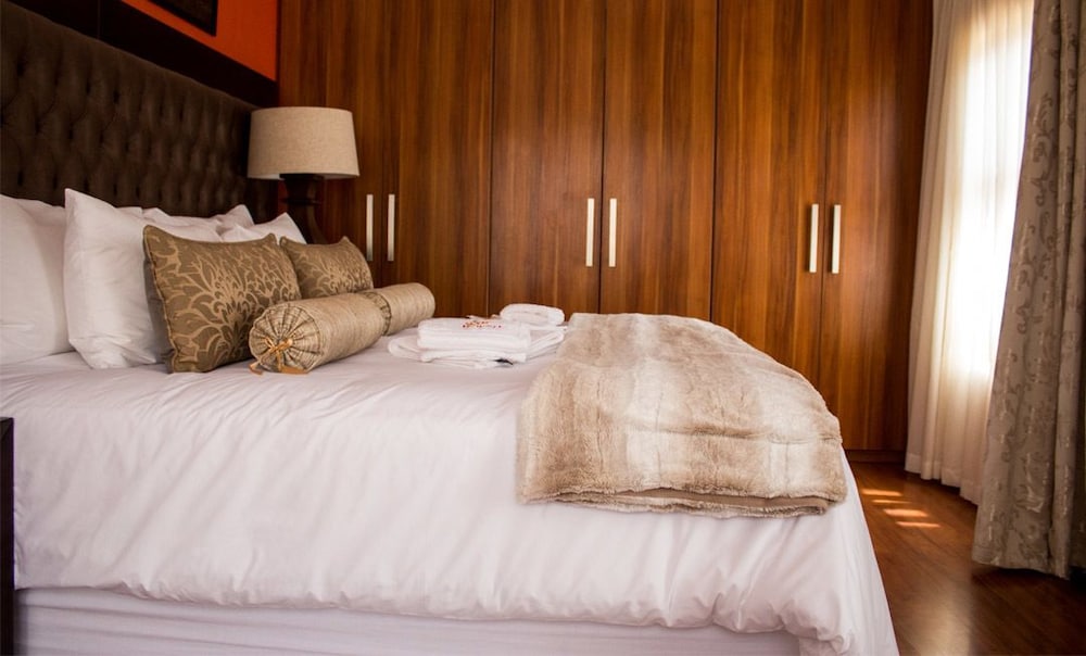 Executive Room photo 2