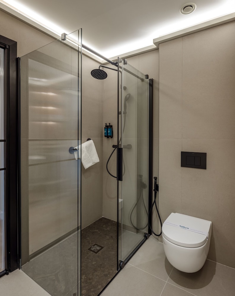 Deluxe Room - Photo 7