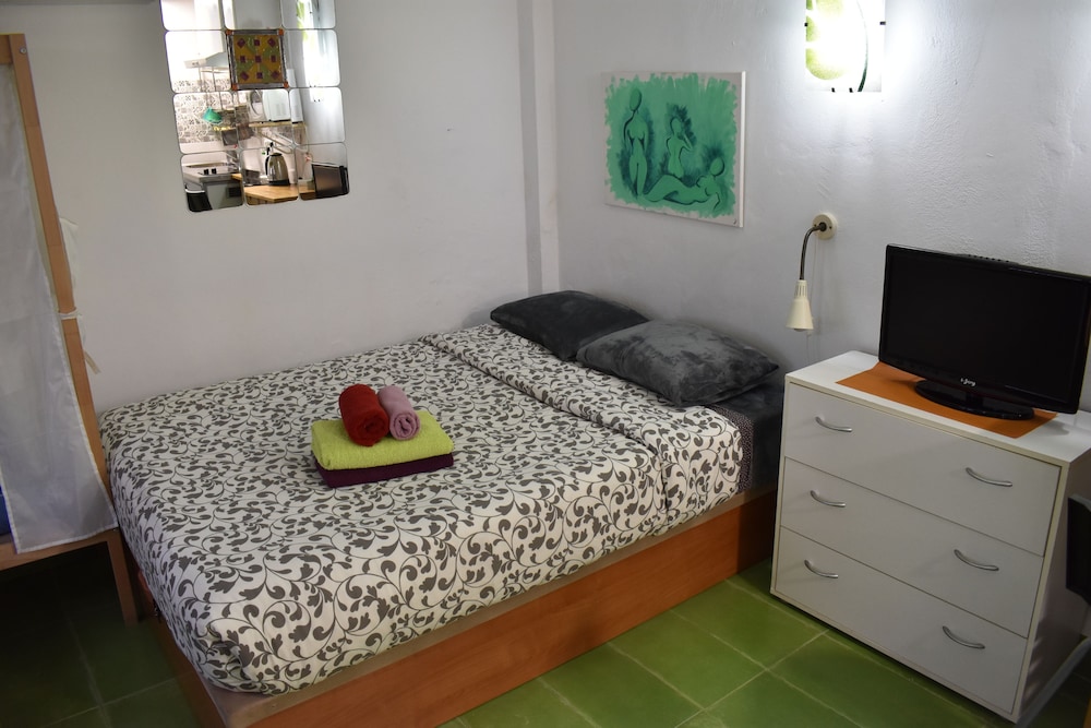 Family Studio, 1 Double Bed with Sofa bed, Terrace, Courtyard View
