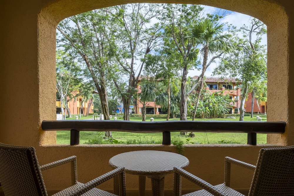 Premium Room (tropical View)