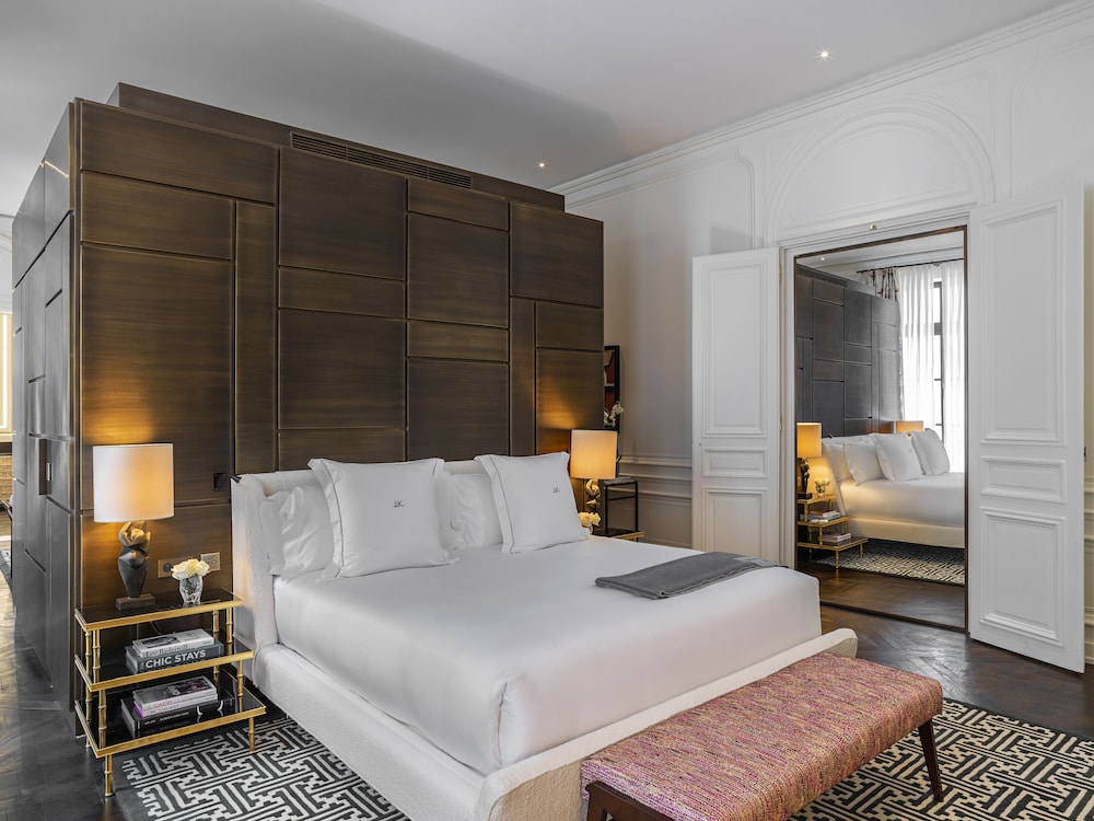 J.K. Signature Suite photo 1