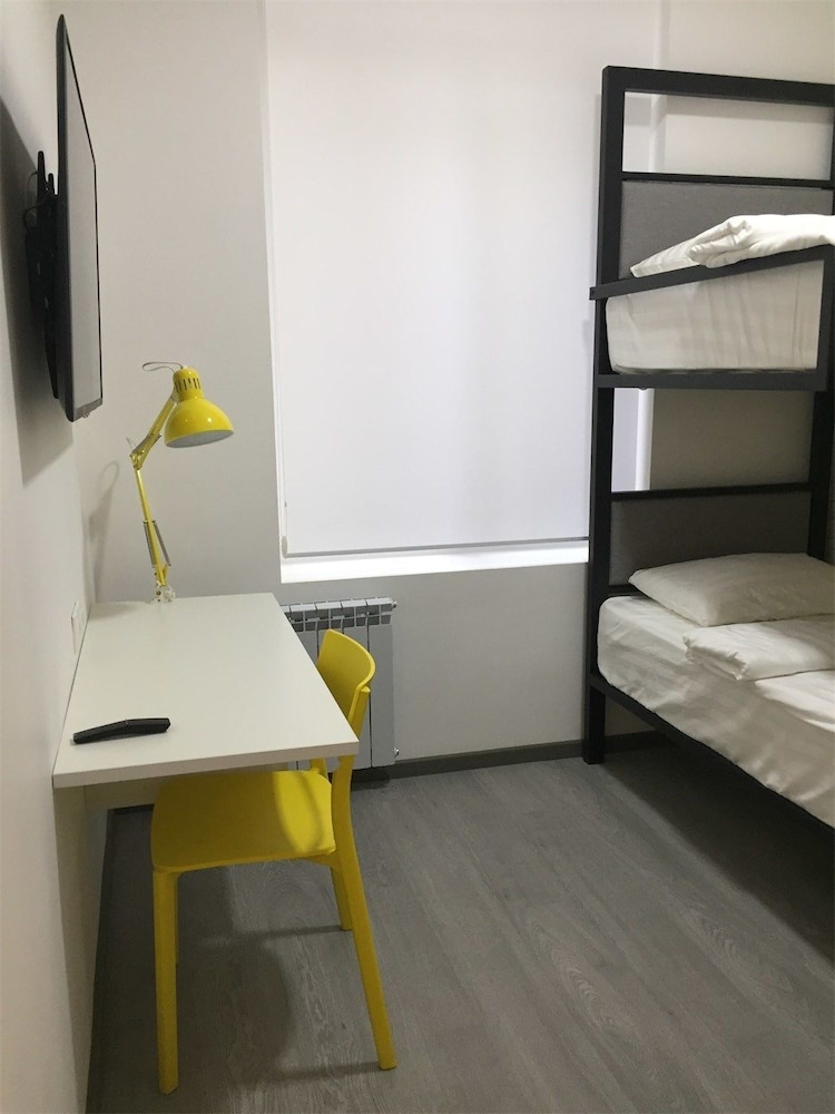 Standard Bunk Bed Room photo 2