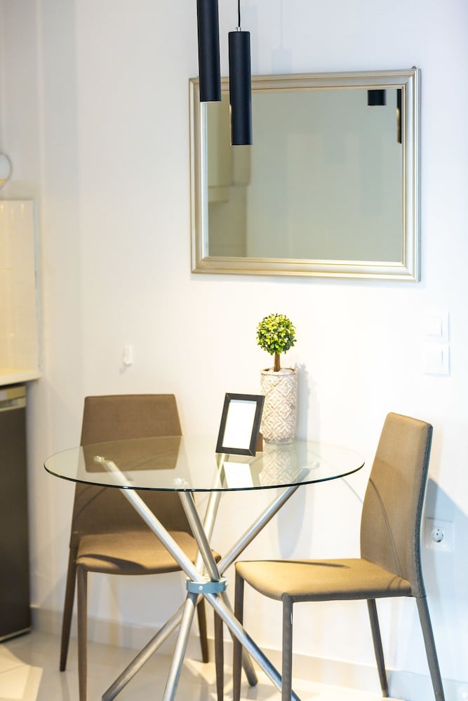 Standard Room (3 Guests) photo 3