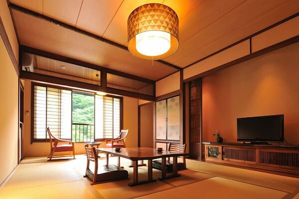 MOMI, Japanese Standard Room with Open-air bath, River View photo 2