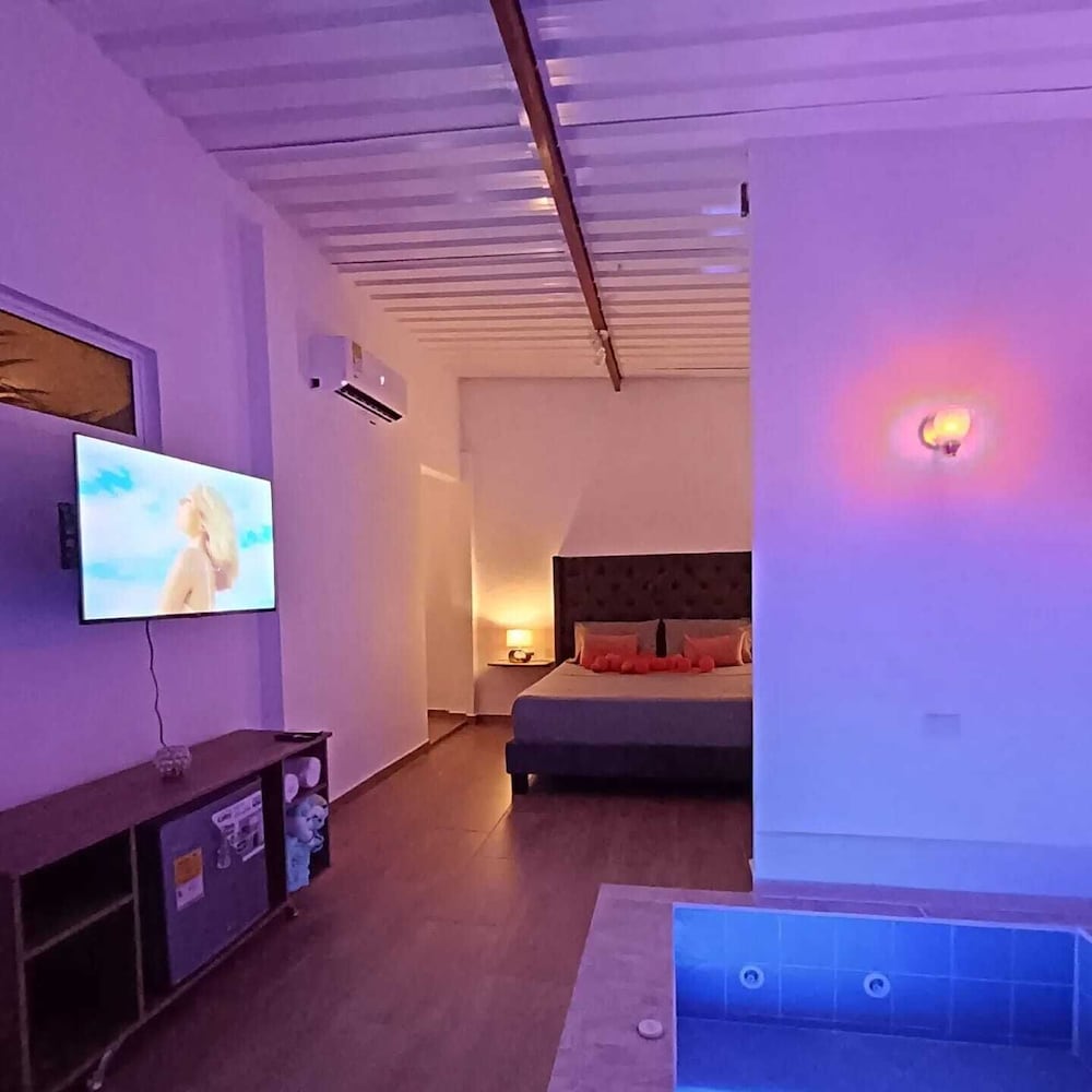 Luxury Suite photo 3