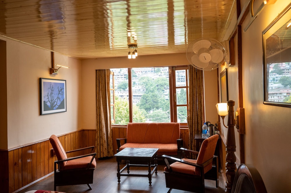 Suite (Heritage) - Photo 20