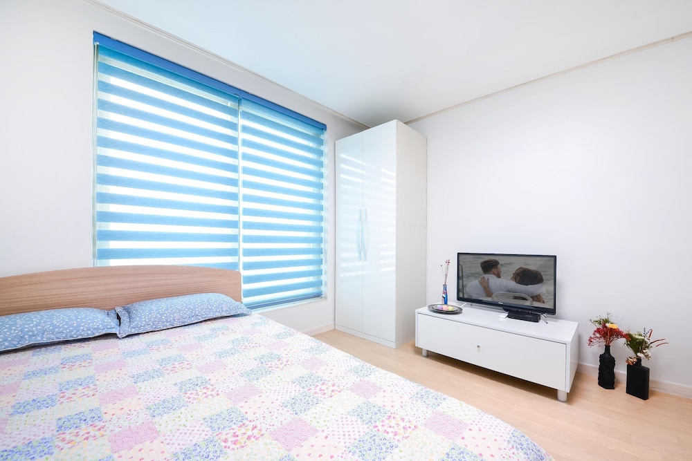 Basic Room, 1 Bedroom (401) photo 3