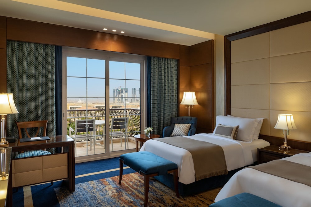 Superior Room, 2 Twin Beds, Balcony, City View