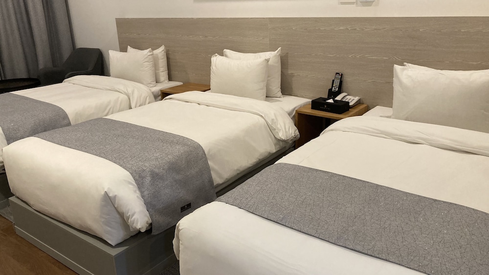 Premium Triple Room photo 1