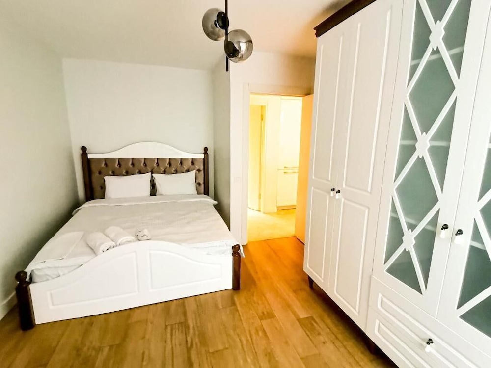 Deluxe Apartment photo 2