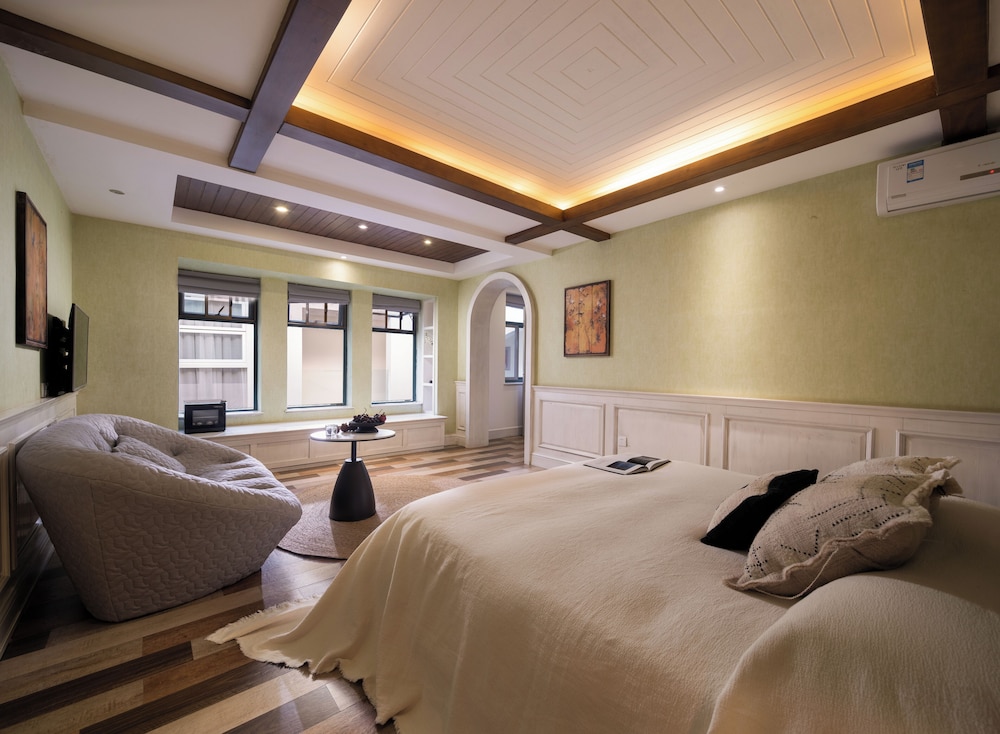 Basic Double Room, Courtyard View