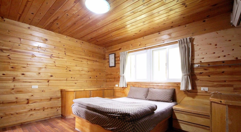 Chalet (6 People) photo 2