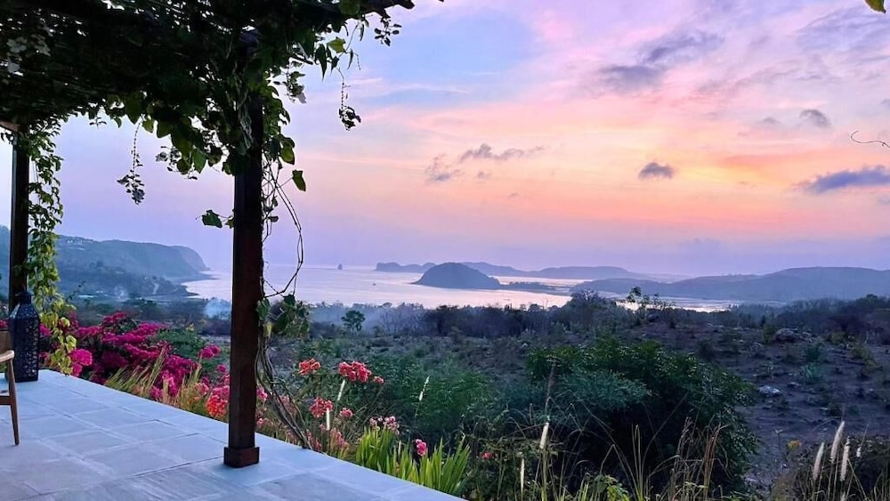 Exclusive Villa photo 3