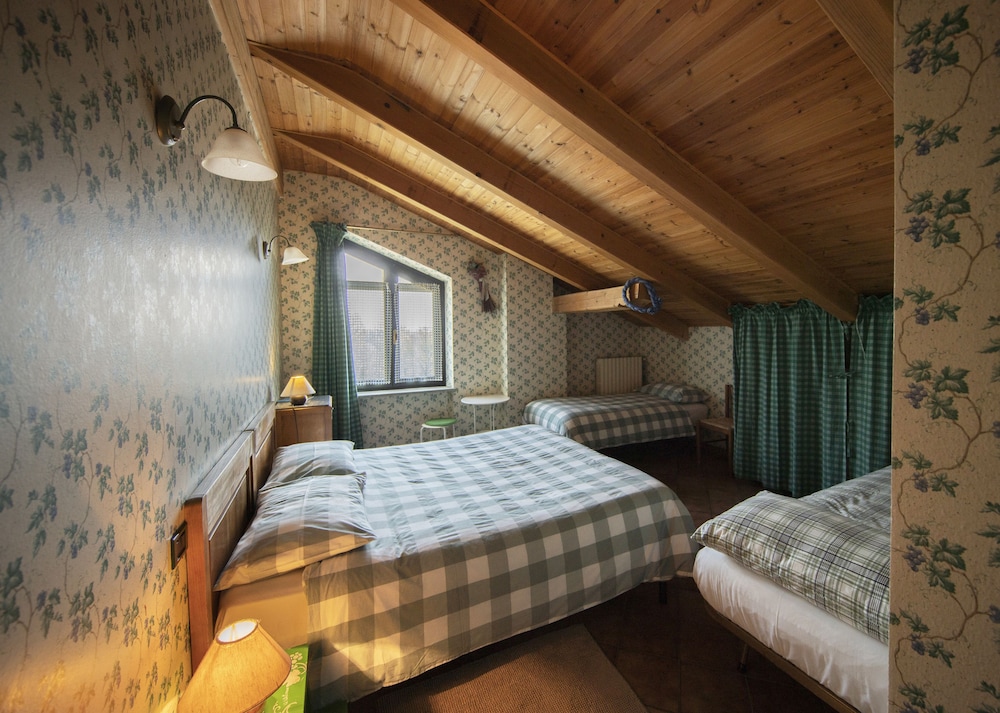 Quadruple Room photo 1