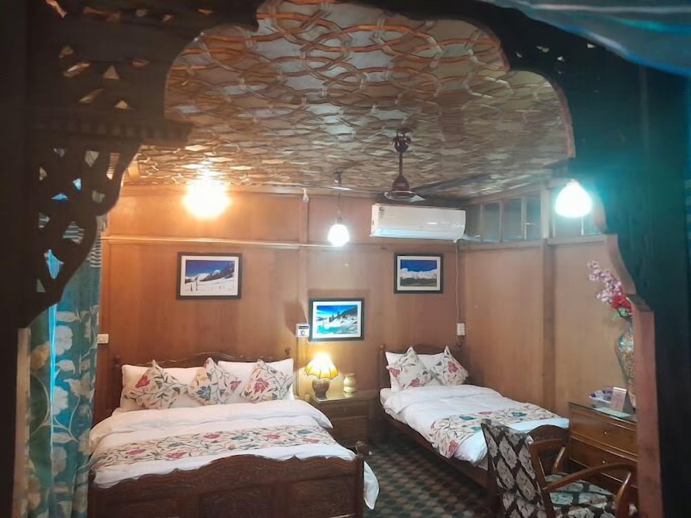 Premier Room - Photo 21