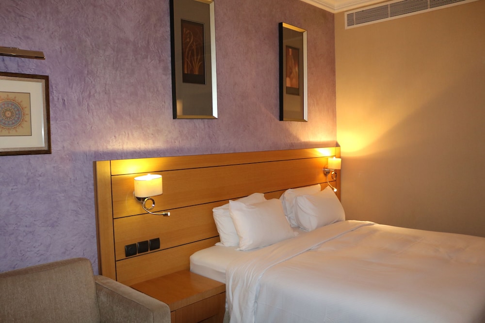 Room, 1 Queen Bed - Photo 1