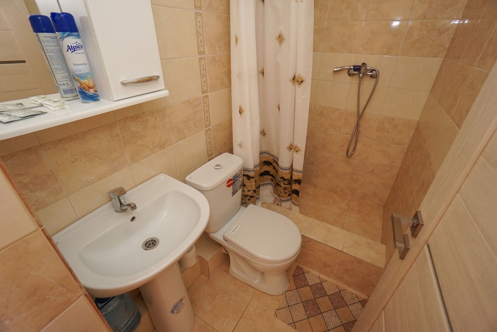 Standard Double or Twin Room, Balcony (Cottage #1-2) photo 2