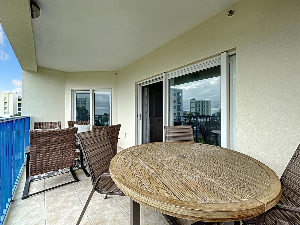Delightful Modern Coastal Themed 3 2 Condo in Oceanwalk Ow3-303, Bild 6