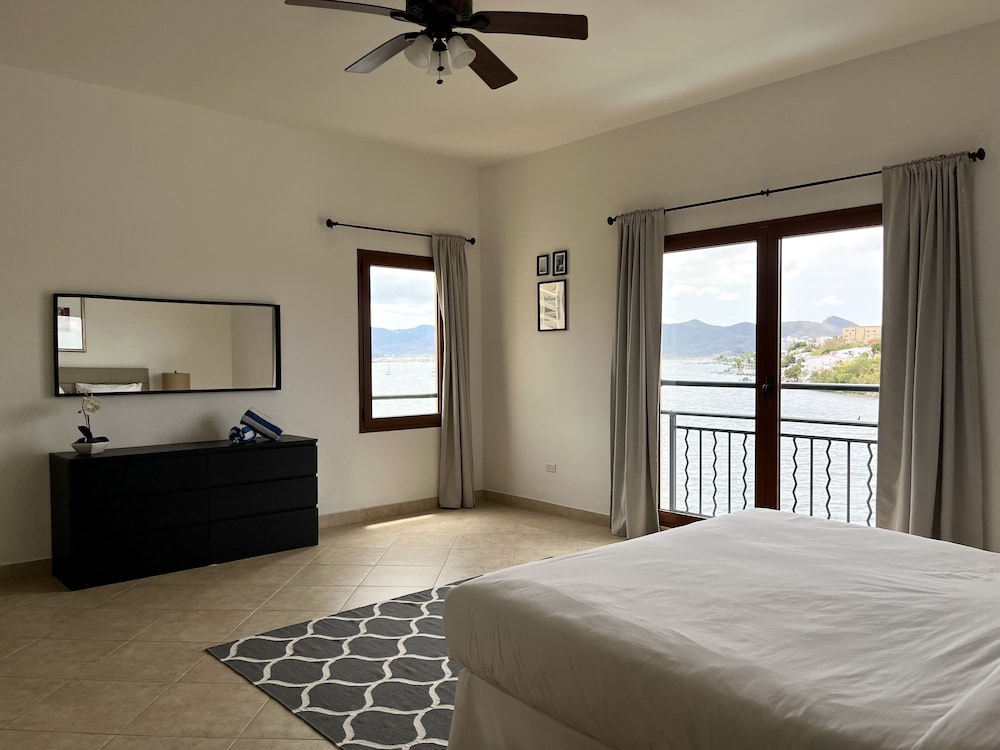 Executive Apartment, 3 Bedrooms, Marina View photo 3