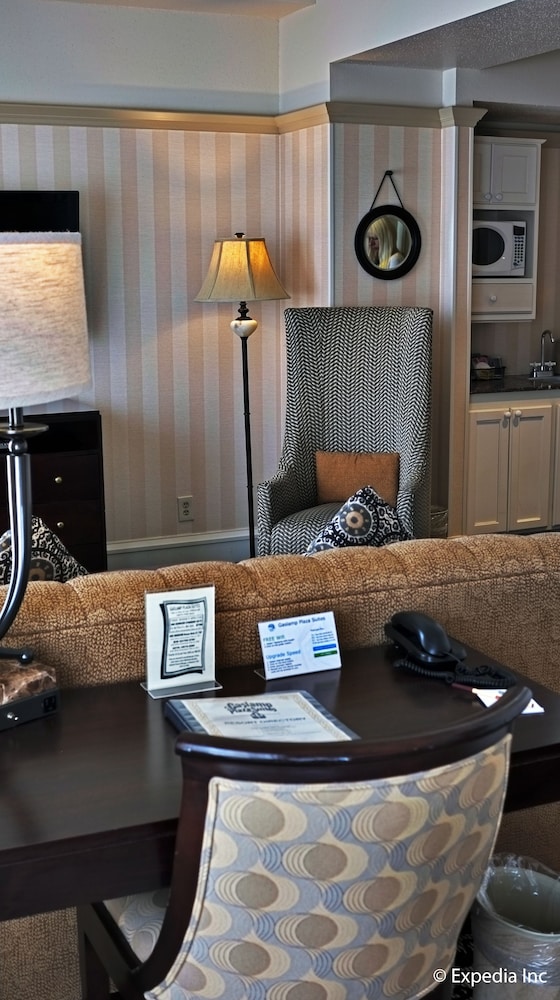 Junior Studio, 1 Queen Bed with Sofa bed, City View - Photo 12