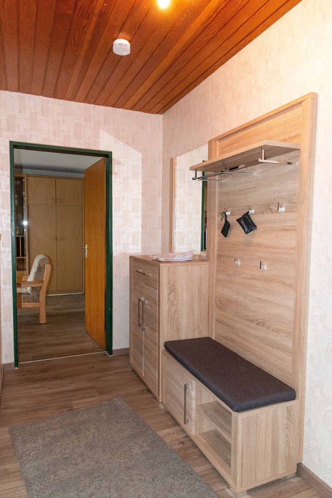 Apartment, Non Smoking, Garden View (Souterrain) photo 1