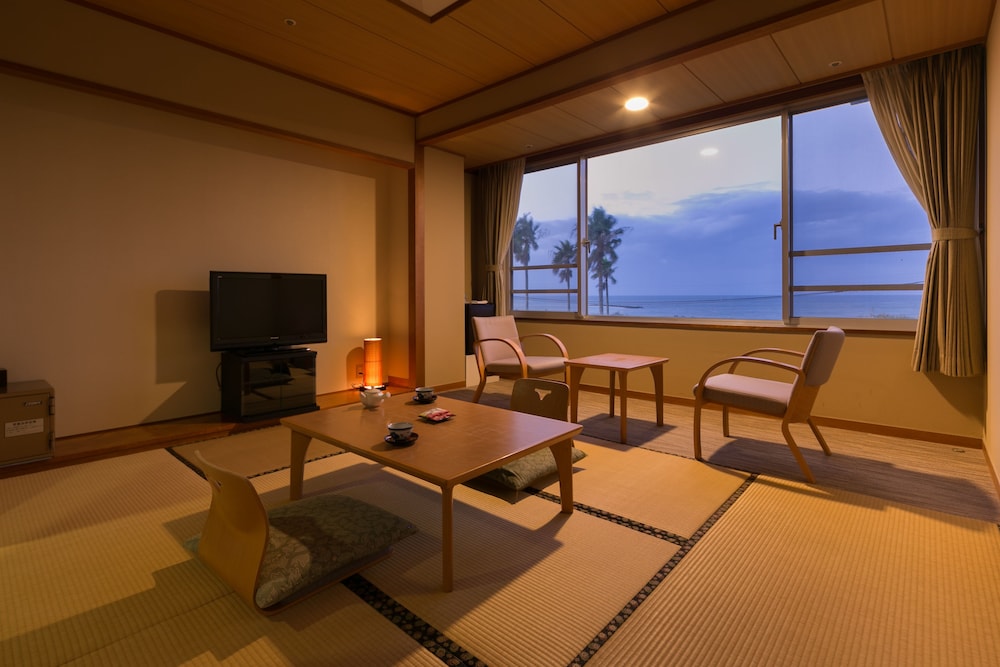 Traditional Room (Japanese Style Room for 1-3 guests) photo 3