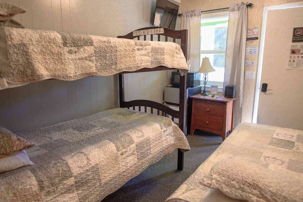 Junior Triple Room
