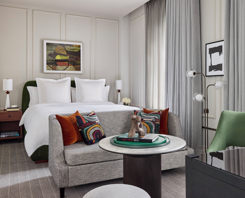 One Bedroom Courtyard View Suite