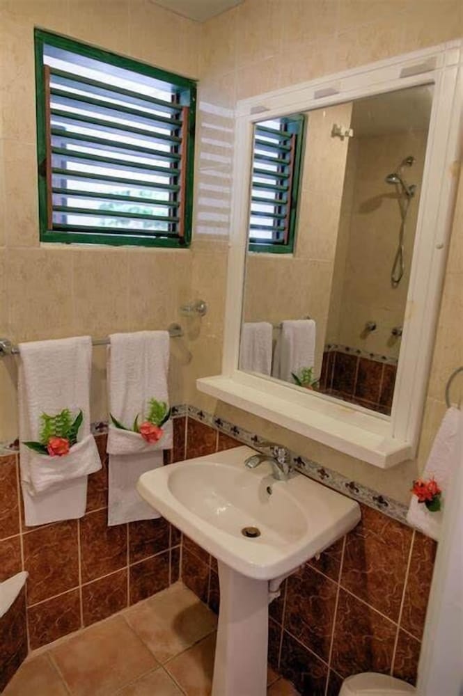 Superior Quadruple Room photo 2
