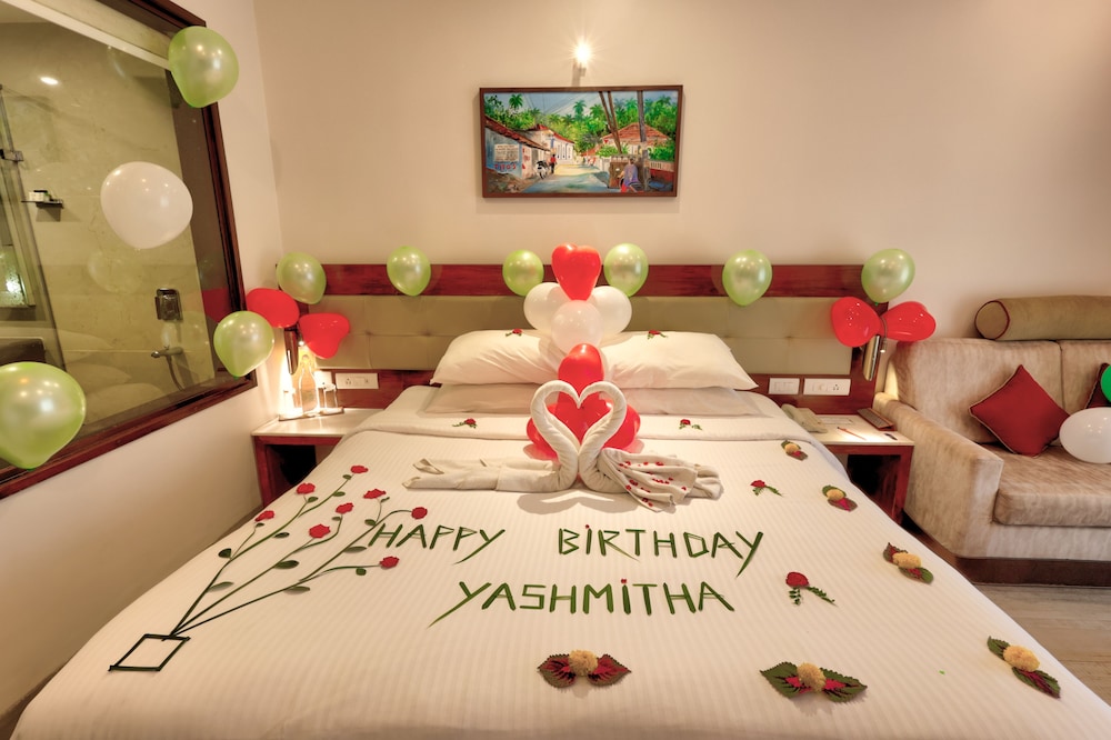 Deluxe Double Room, Balcony, Pool View - Photo 4