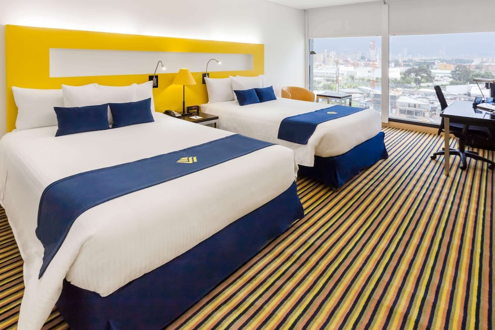 Deluxe Room, 2 Double Beds photo 1