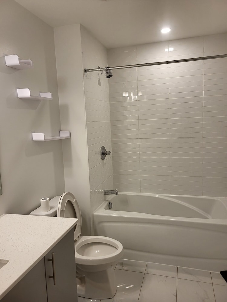 Comfort Room photo 2