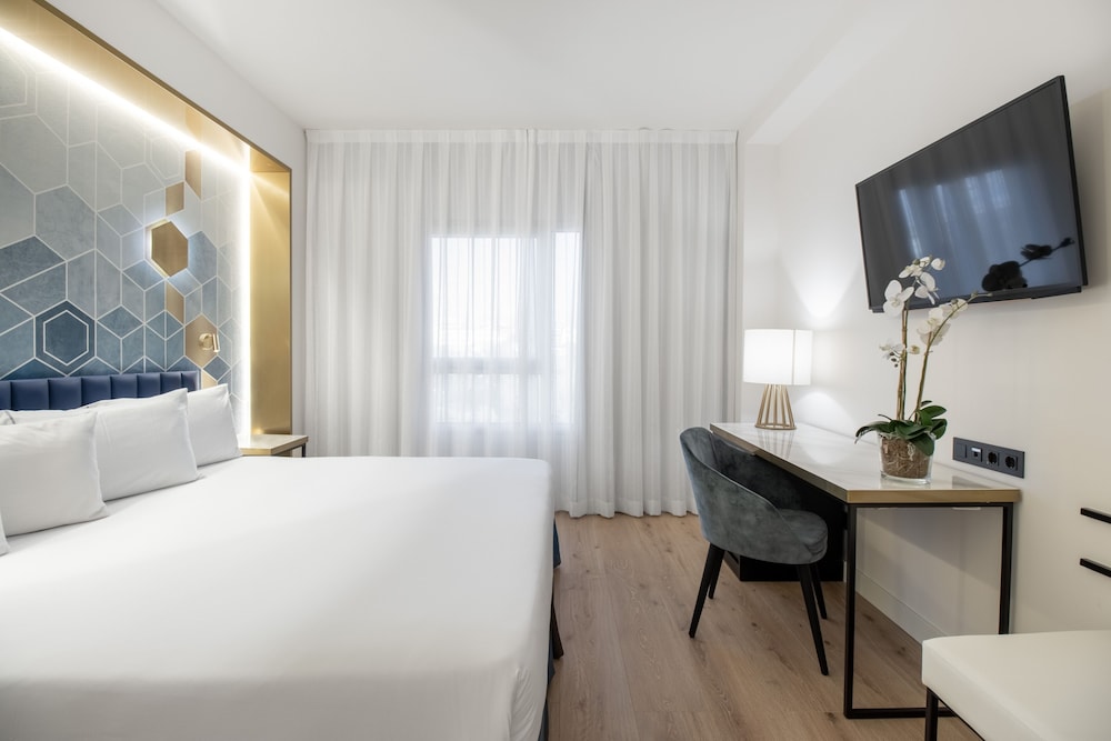 Standard Room - Photo 7