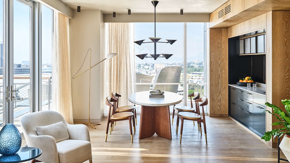 Grand Penthouse (Grand Penthouse Suite) thumbnail 5