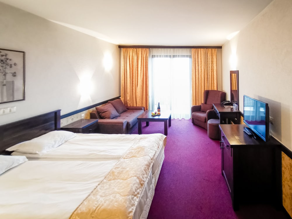 Standard Double Room, Balcony photo 1