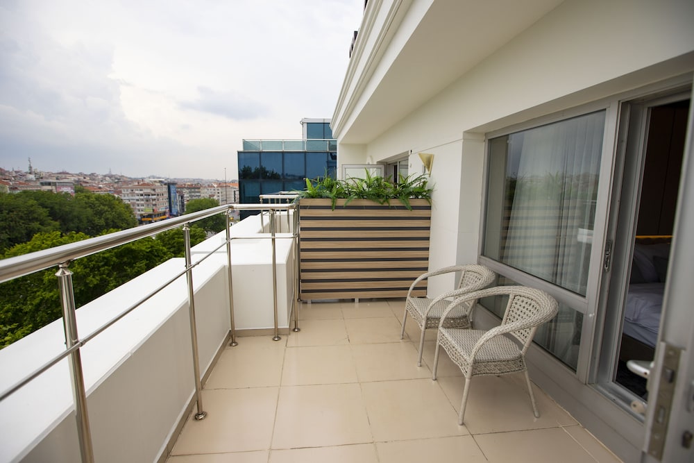 Suite, Terrace photo 1