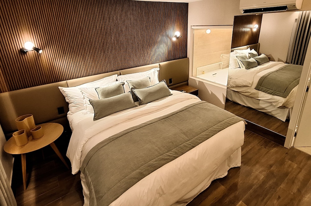 Royal Room