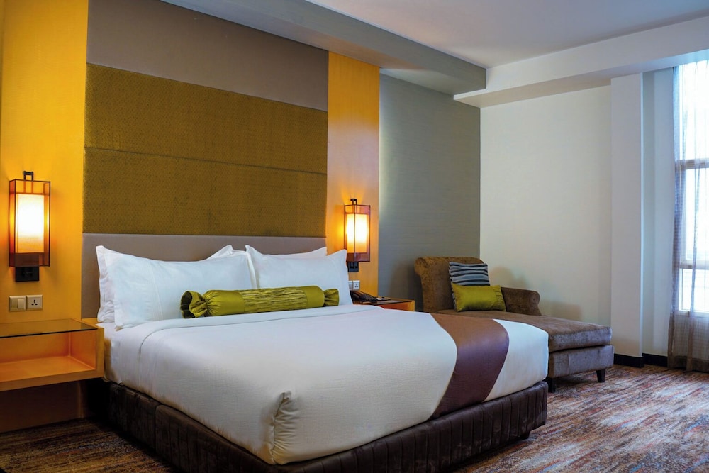 Deluxe Double Room, Balcony, Garden View